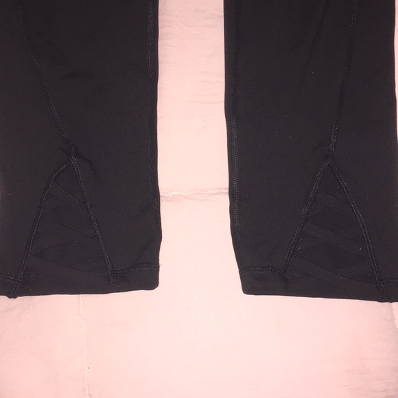 NWT old navy cropped leggings - Picture 4 of 5